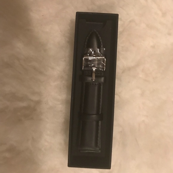 Daniel Wellington Watch - Picture 5 of 8